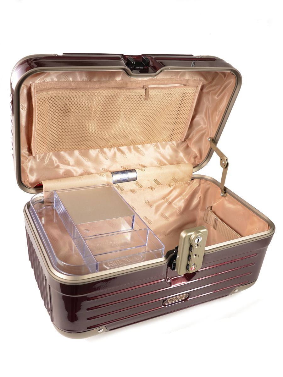 rimowa beauty case price