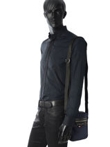 Sac Bandouli�re Tommy hilfiger Bleu elevated AM03186-vue-porte