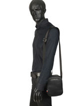 Crossbody Bag Tommy hilfiger Black downtown AM04454-vue-porte